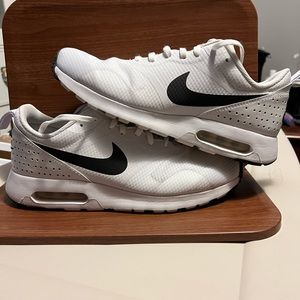 Nike Air Max Tavas